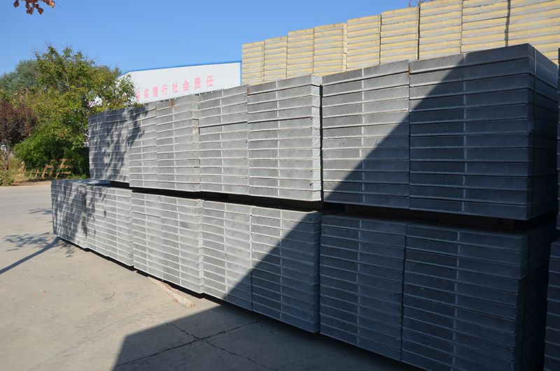 保温建筑免拆模板
